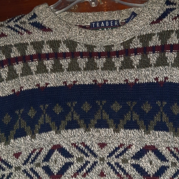 Men's Vintage 80s Sweater - Picture 6 of 9